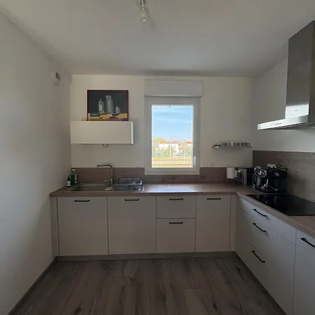 Apartament Le Quai - Proche Centre-ville - Parking *