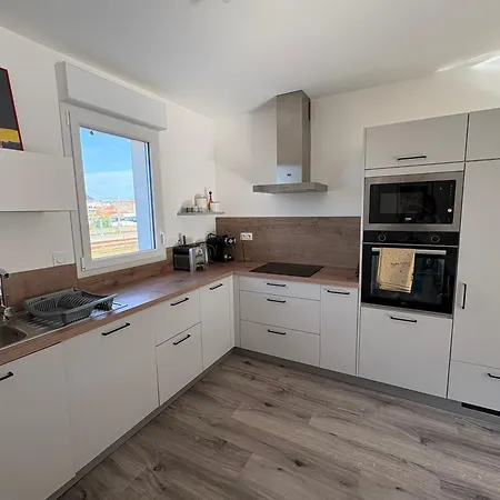 Apartament Le Quai - Proche Centre-ville - Parking *
